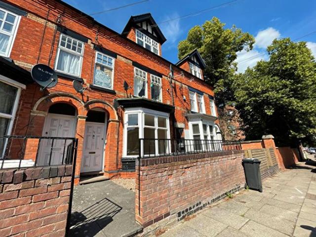 Apartment for rent in West End, Old Wharf