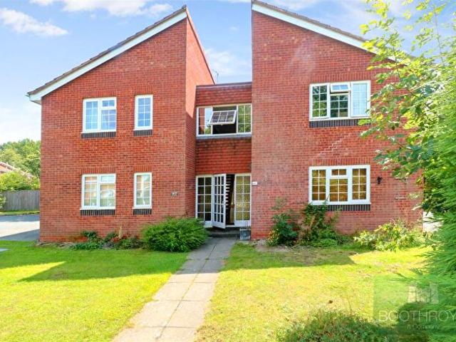 Apartment for rent in Green Close, Warwickshire