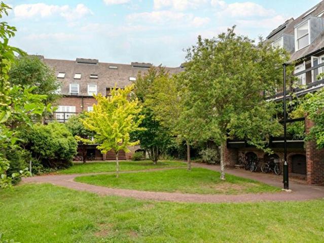 Apartment for rent in St Ebbes, The Slade