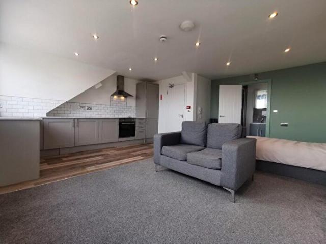 Apartment for rent in Nangreaves, Wales