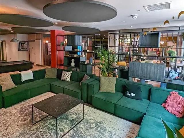 Apartment for rent in Calton, Scotland