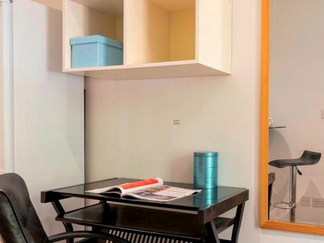 Apartment for rent in Bede Island, Old Wharf