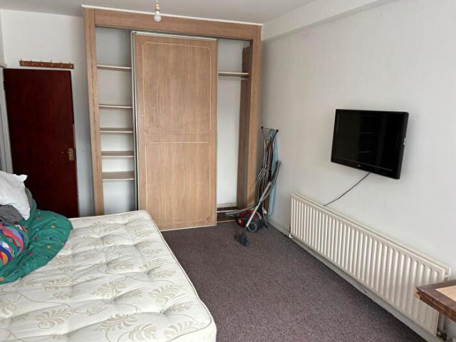Apartment for rent in Sydenham, Green Close