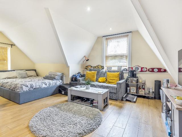 Studio for rent in Beckenham, Greater London