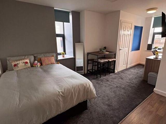 Apartment for rent in The Meadows, Haddon