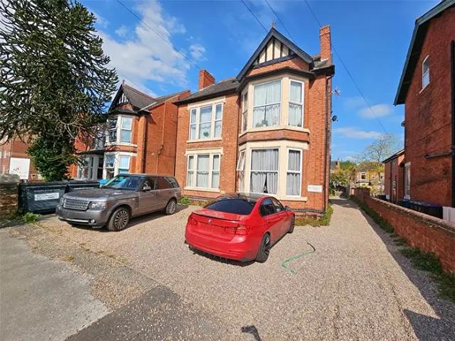 Apartment for rent in Abbey Park, Barton In Fabis