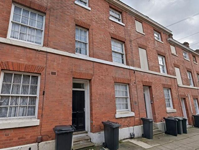 Apartment for rent in Highfields, Old Wharf