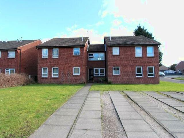 Apartment for rent in Dovedale Estate, Erewash