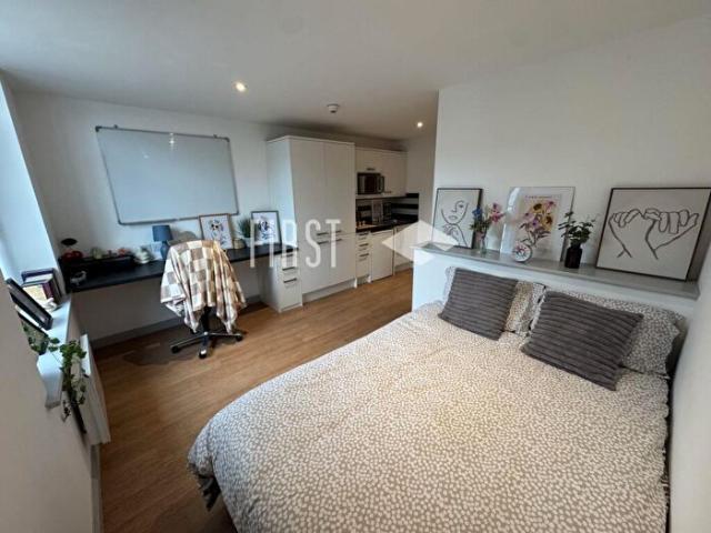 Apartment for rent in Aylestone Park, Old Wharf