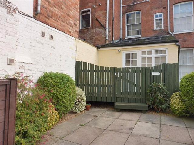 Apartment for rent in Milverton, Green Close
