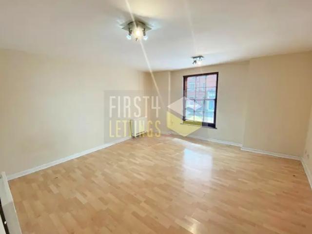 Apartment for rent in Highfields, Old Wharf