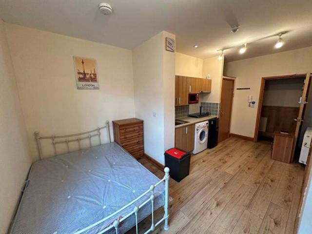Apartment for rent in Spon End, West Midlands