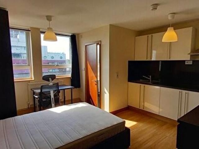 Apartment for rent in Spon End, West Midlands