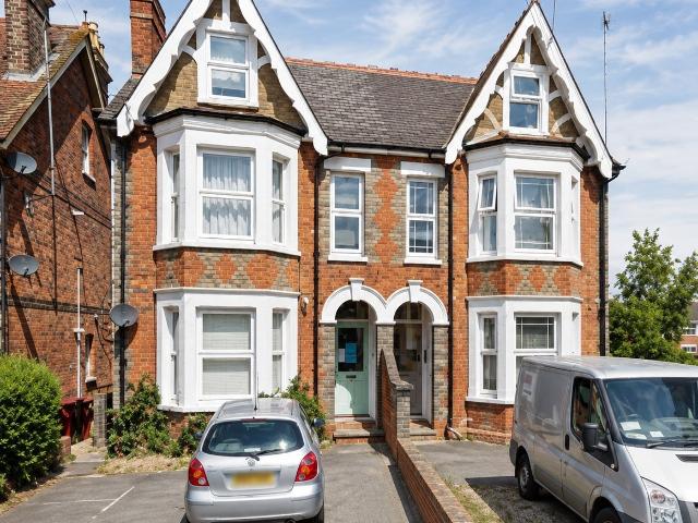 Studio for rent in Reading
