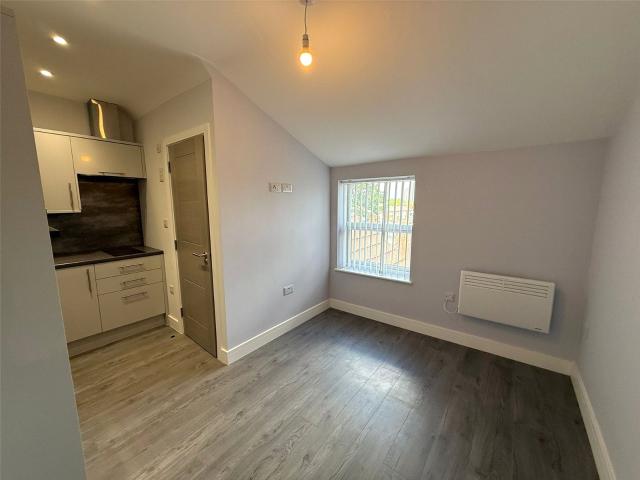 Studio for rent in Bootle, Sefton