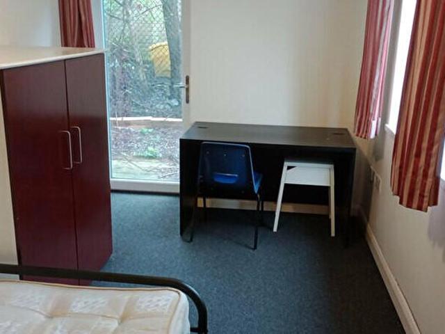 Apartment for rent in Osney, The Slade