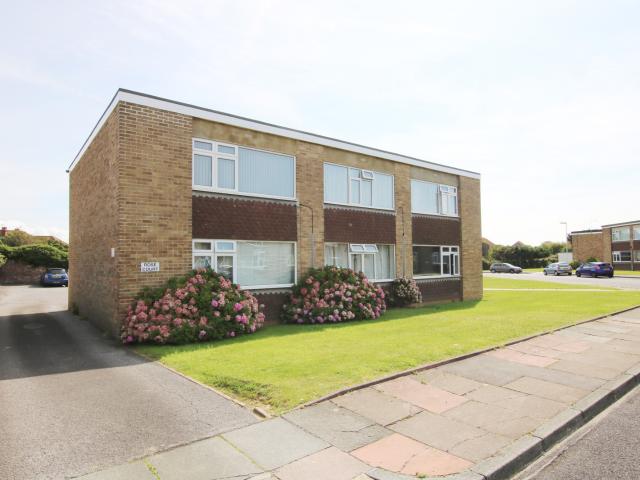Studio for rent in Worthing, West Sussex