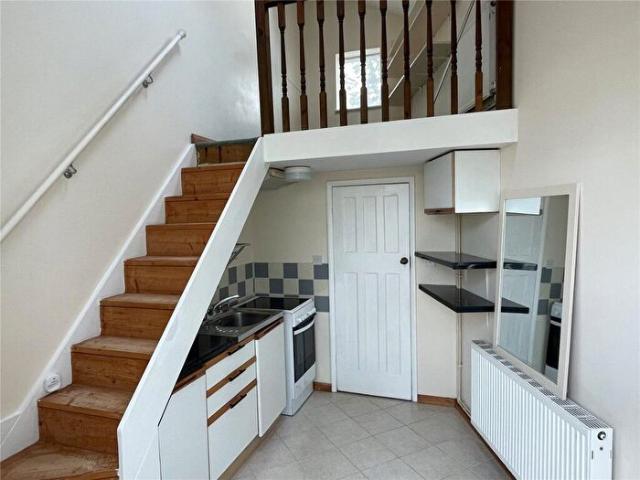 Apartment for rent in Sunnymead, The Slade