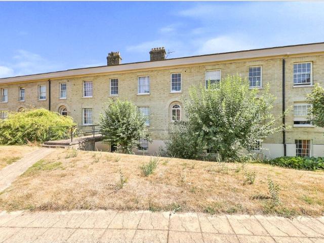 Studio for rent in Heigham Grove, East Bank