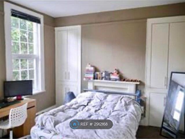 Apartment for rent in Robin Hood, The Slade