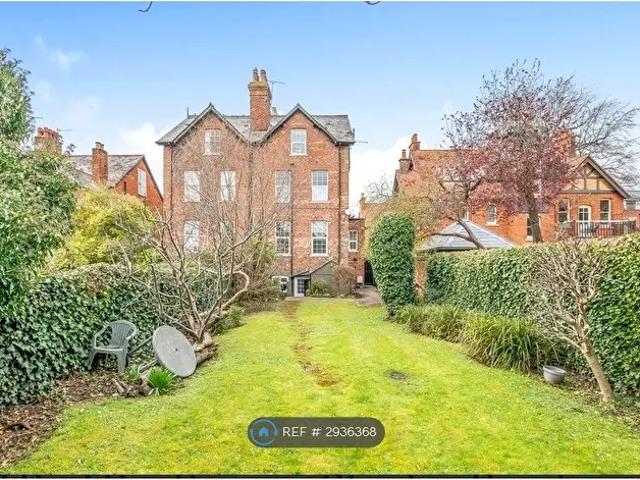 Apartment for rent in Robin Hood, The Slade