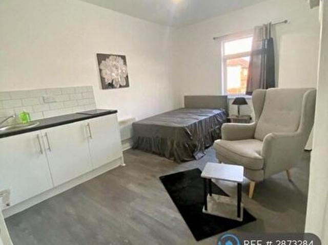 Apartment for rent in Foleshill, West Midlands