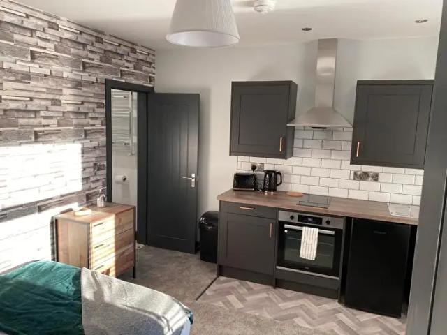 Apartment for rent in Beamhurst, Staffordshire