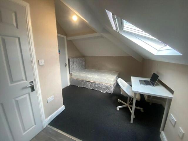 Apartment for rent in Hyson Green, Haddon
