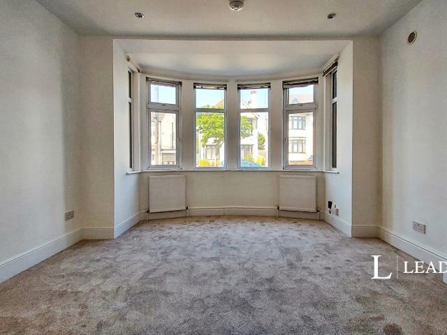 Studio for rent in Alton Barnes, Essex