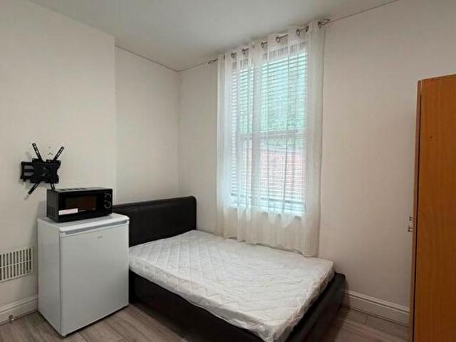 Apartment for rent in Littleover, East Midlands