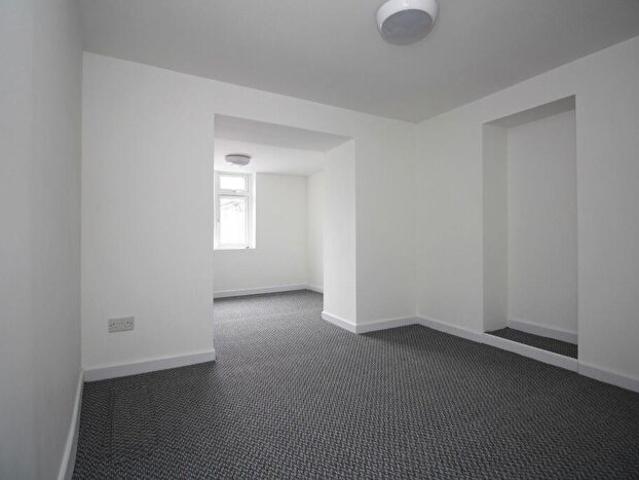 Apartment for rent in Tonyrefail