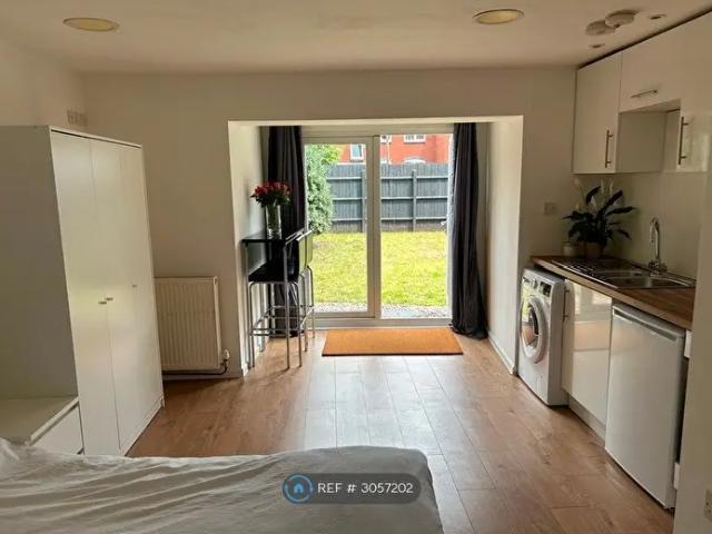 Apartment for rent in Lower Stoke, Coventry