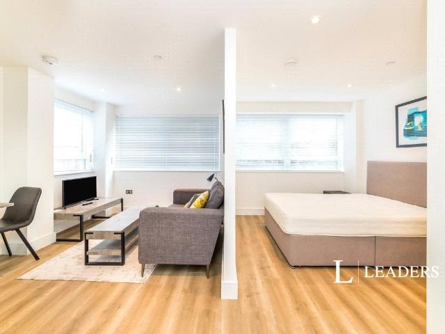 Studio for rent in Blackwell, Perryfields