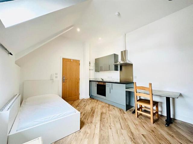 Apartment for rent in St Ann's, Haddon