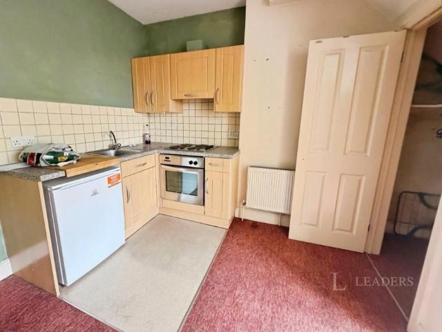Studio for rent in Lifford, Birmingham