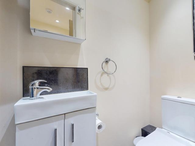 Studio for rent in Cricklewood, Greater London
