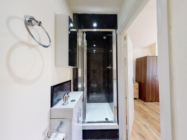 Studio for rent in Greater London