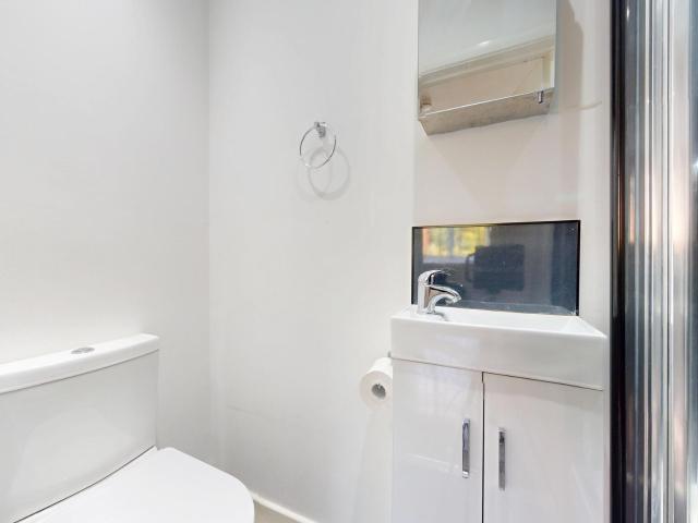 Studio for rent in Cricklewood, Greater London