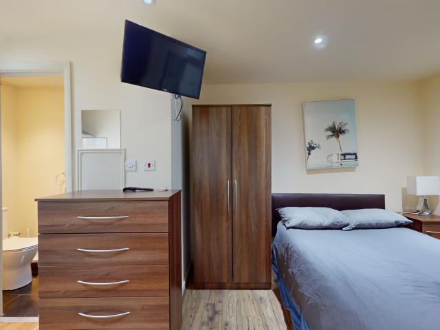 Studio for rent in Mapesbury, Greater London