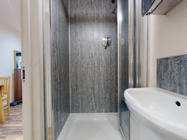 Studio for rent in Mapesbury, Greater London