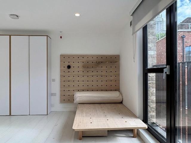 Studio for rent in Limehouse, Greater London