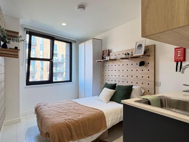 Studio for rent in Limehouse, Greater London