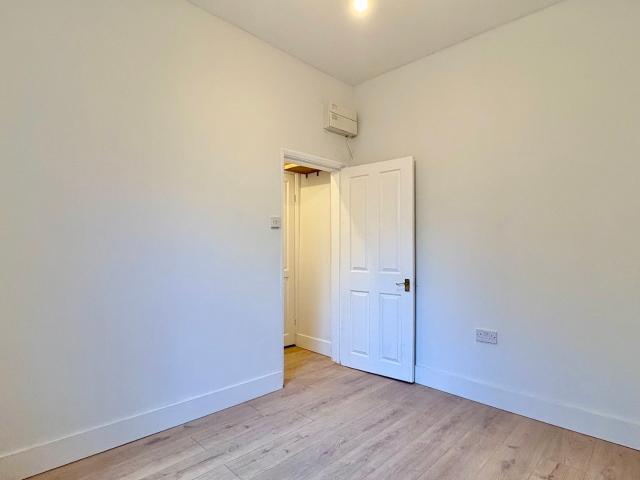 Studio for rent in London Borough of Lambeth, Greater London