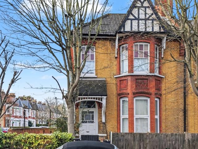 Studio for rent in Crouch End, Greater London