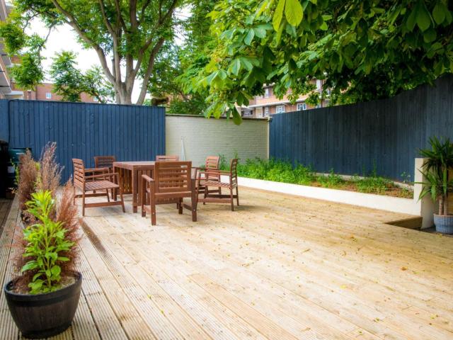 Studio for rent in Woodberry Down, Greater London
