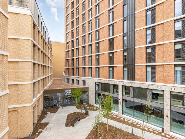 Studio for rent in London Borough of Newham, Greater London