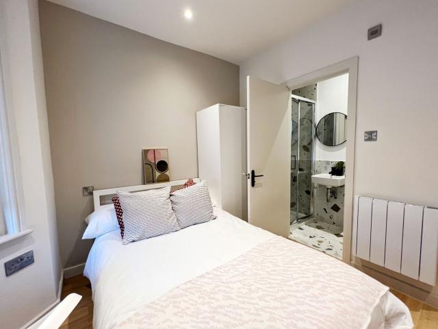 Studio for rent in Norbiton, Greater London