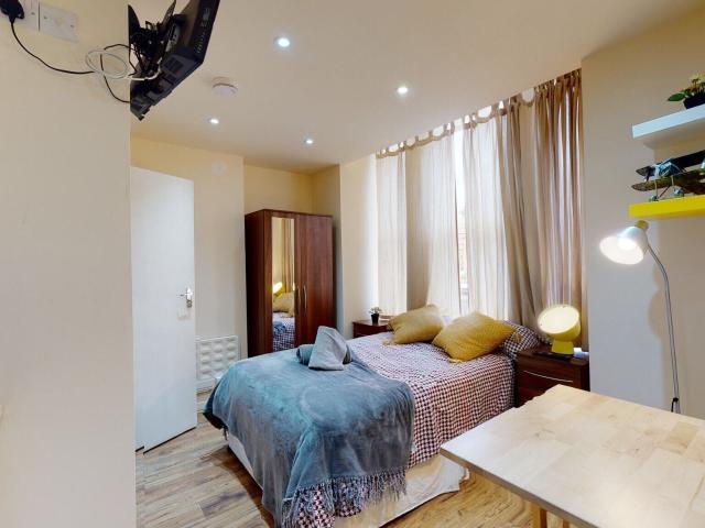 Studio for rent in Cricklewood, Greater London