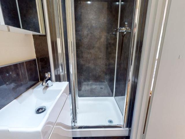 Studio for rent in Cricklewood, Greater London
