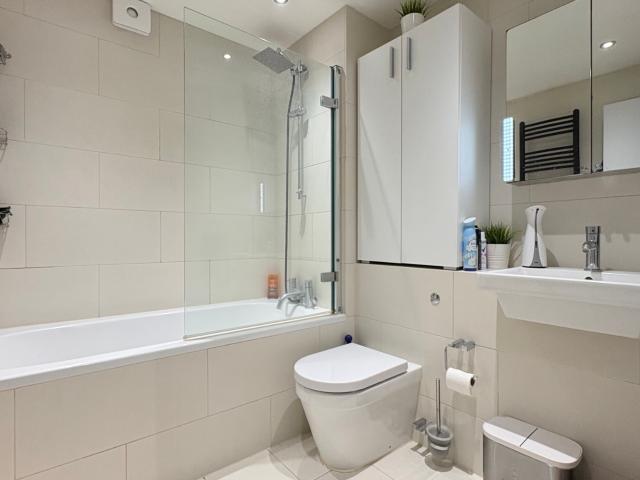 Studio for rent in Kensal Town, Bayswater